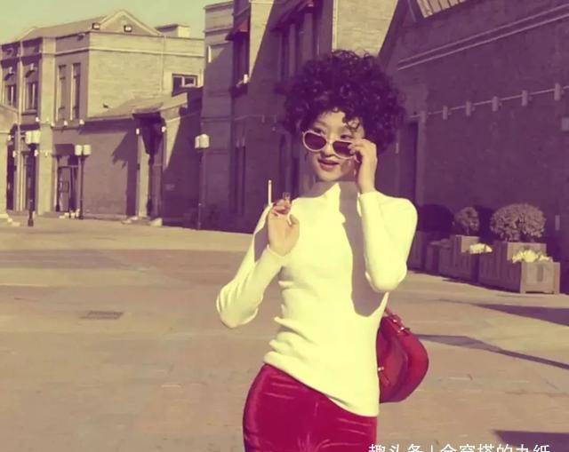 民国|细数100年不同时代的女性，喜欢穿的服饰！网友：以前的人好时髦