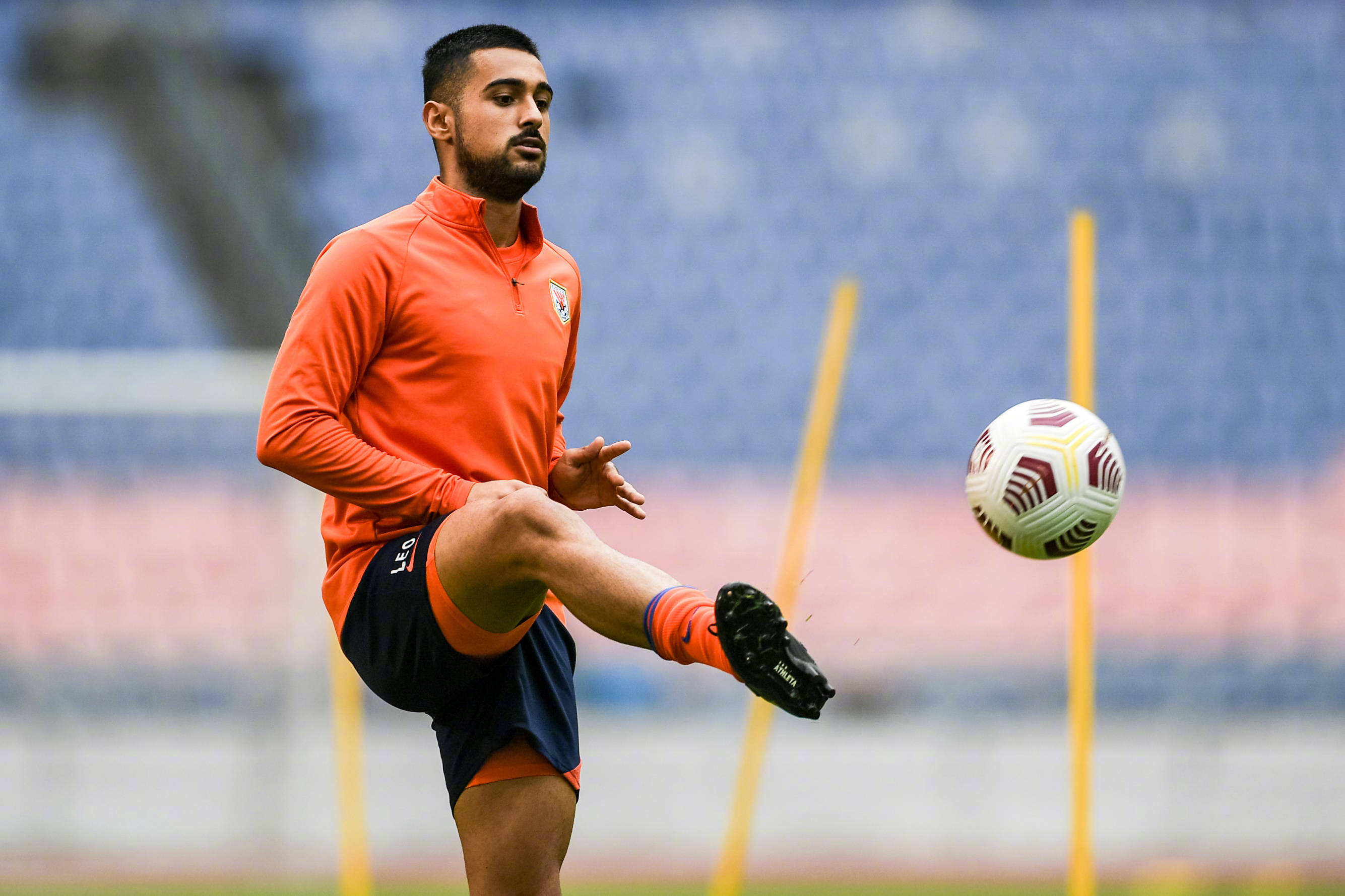 山东泰山大名单调整4人,莱昂纳多租借河北,郝伟之子入围