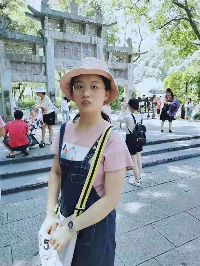 原创2021高考再现北大考古女孩湖北考生667分考上北大考古学又是专业