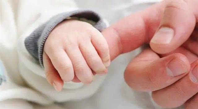 生命|14岁女孩拥有80岁“奶奶脸”，一年老10岁，父母为救女儿生下二胎