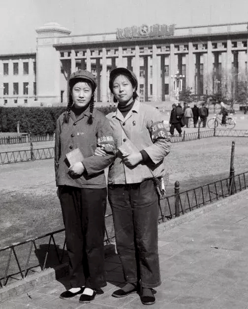 50年代中国女性服装叫什么_发型图片