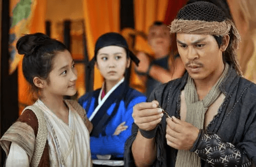 进行|凭借《功夫》爆火的释行宇，竟拍了部网大，女主身材却是最大看点