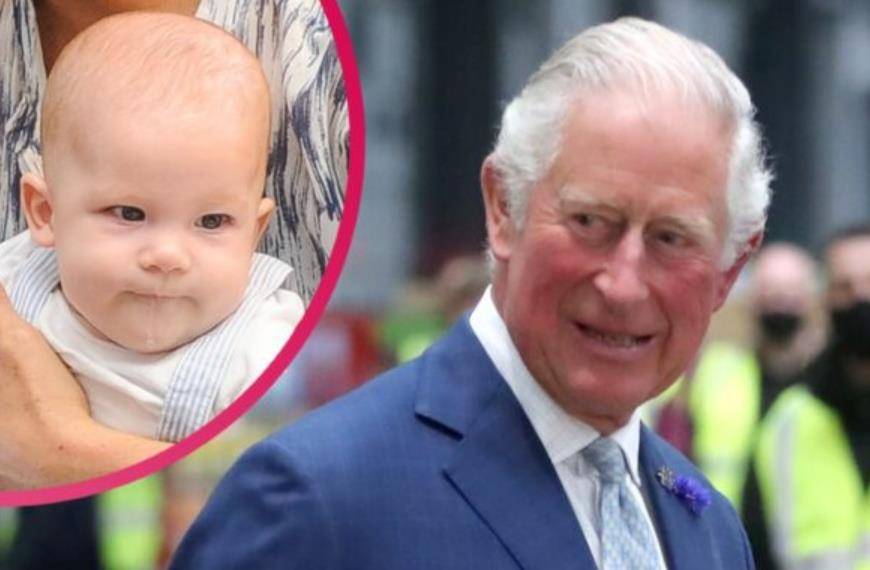 73岁查尔斯推行改革，继位后建立精简版王室，剥夺哈里一家头衔_梅根