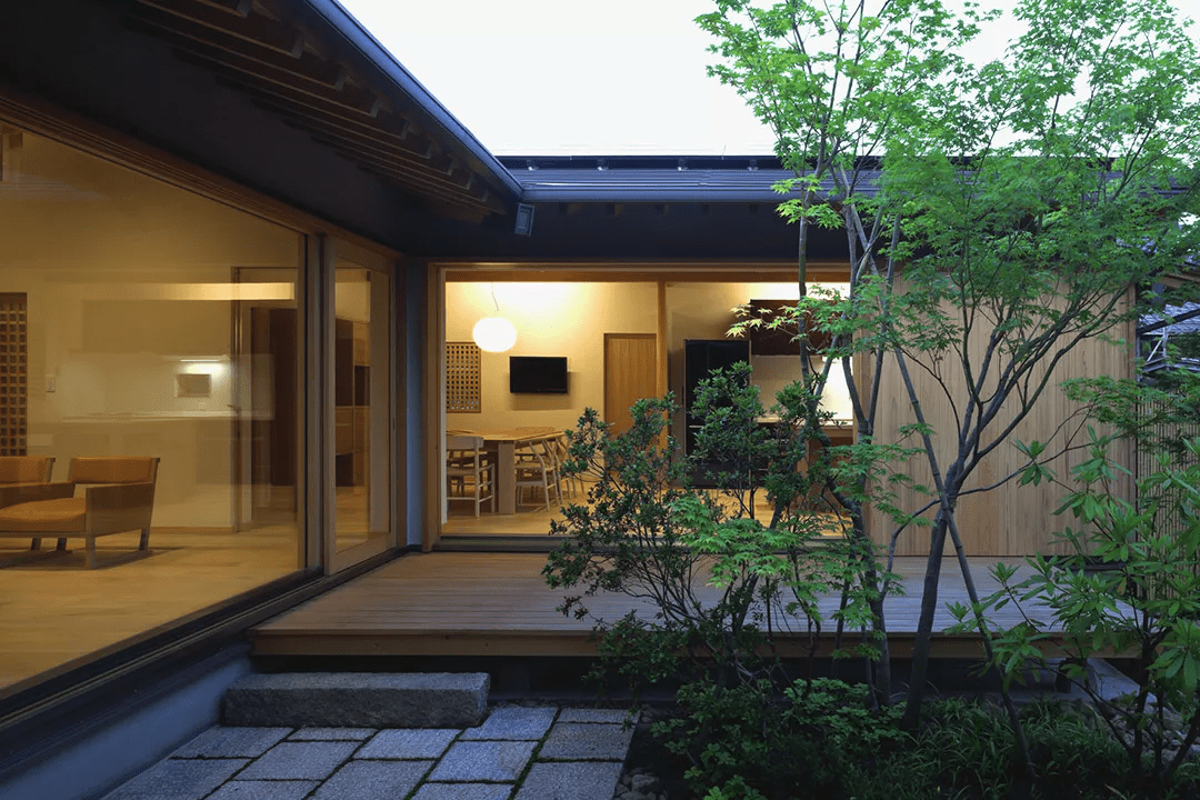 经典日式别墅带院子图片