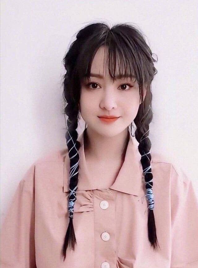 女明星|扎麻花辫不土的女明星,只服这10位,时髦不说还少女感十足