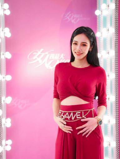 曾为|38岁女星官宣得女！刚生完喊话富豪老公要二胎，曾为生子求医5年