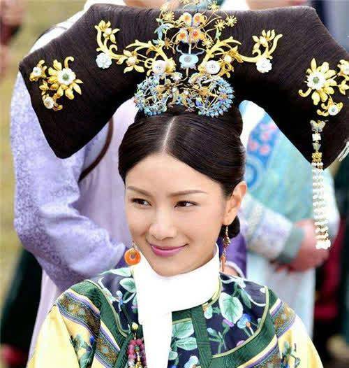 乾隆|她是夏雨荷原型,清朝唯一名副其实的皇贵妃,一幅画像拍出上亿元