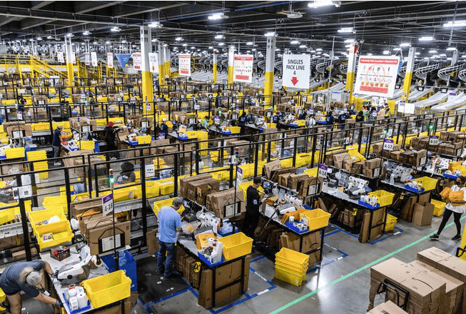 原创亚马逊全美员工 95 万名,最低时薪 15 美元