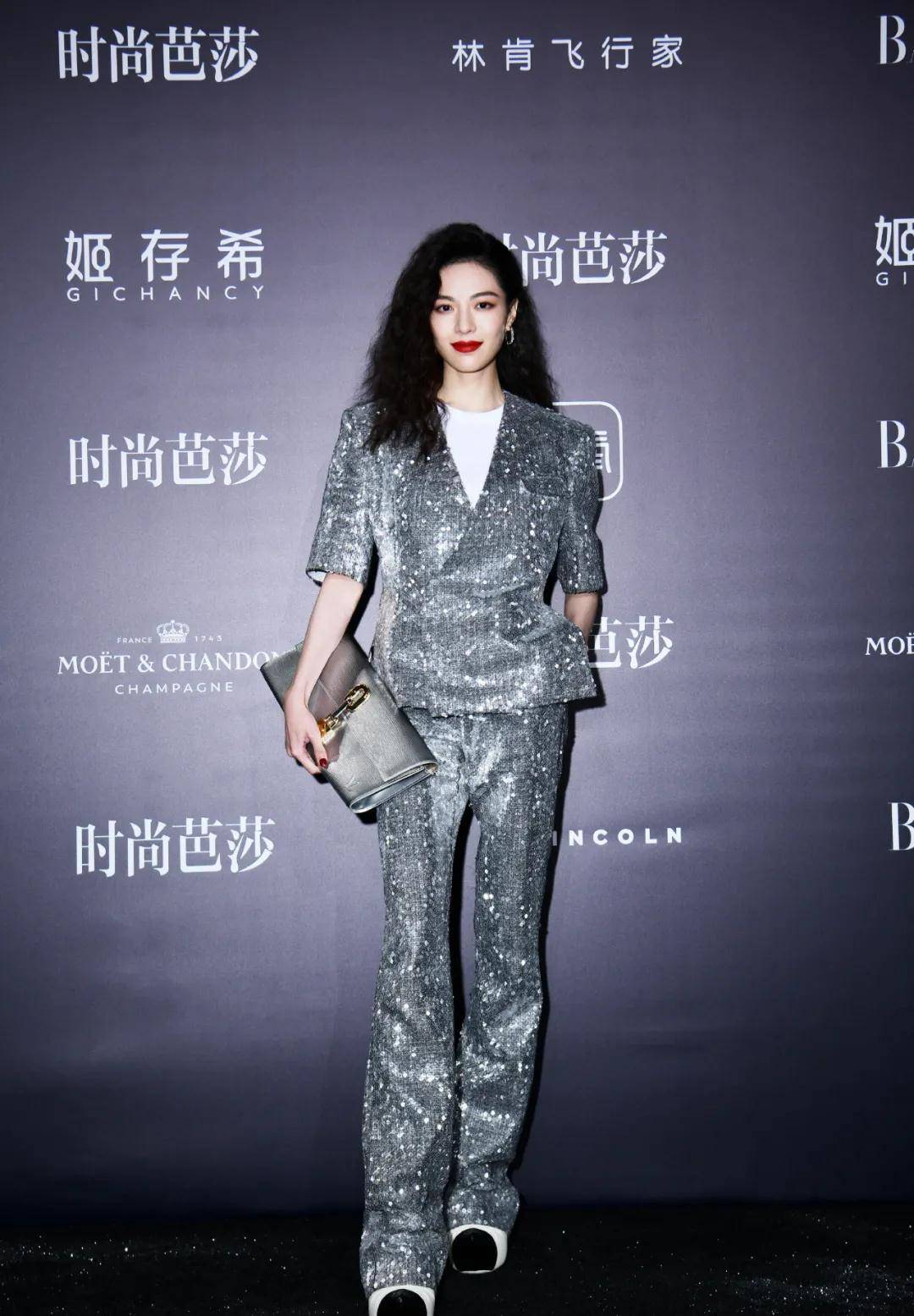 发型|被群嘲“脸方”的倪妮,怎么就逆袭成了高级脸?