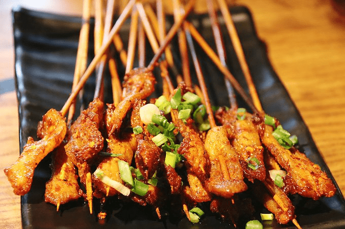 探店信阳特色美食:百味海鲜烧烤口味绝绝子