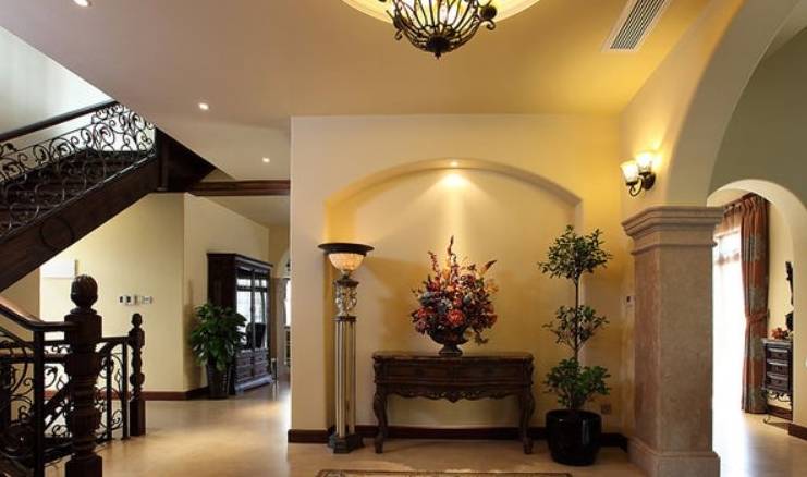 一进门摆的桌子 acfc657958734a45b0d73b6e5d5a2c46.jpeg