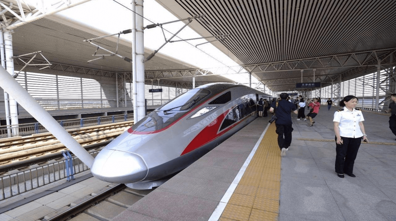 1年增长3000公里，中国高铁为何如此神速？4大国之重器功不可没