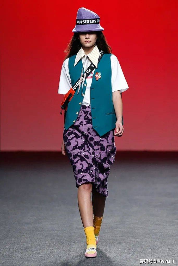 品牌|这年头，连狗都要做个时尚圈的「局外人」