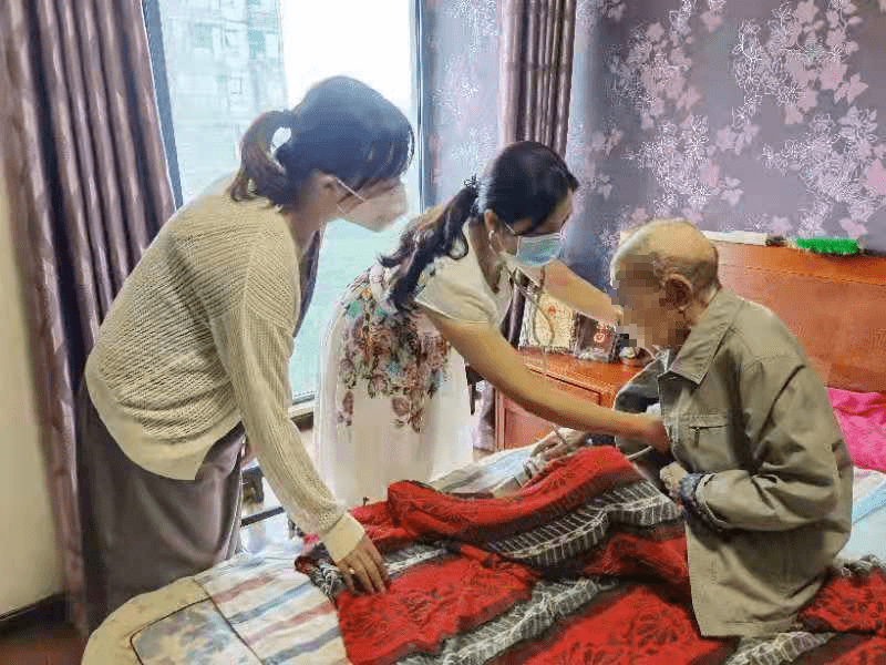 服务|入户回访 把温情送到家