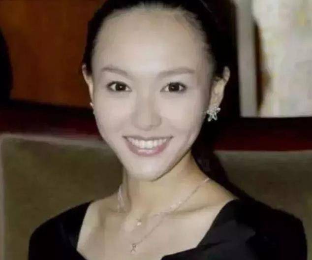 发型|所有刘海款式中，最修饰脸型的当属龙须刘海，难怪热巴杨幂离不开