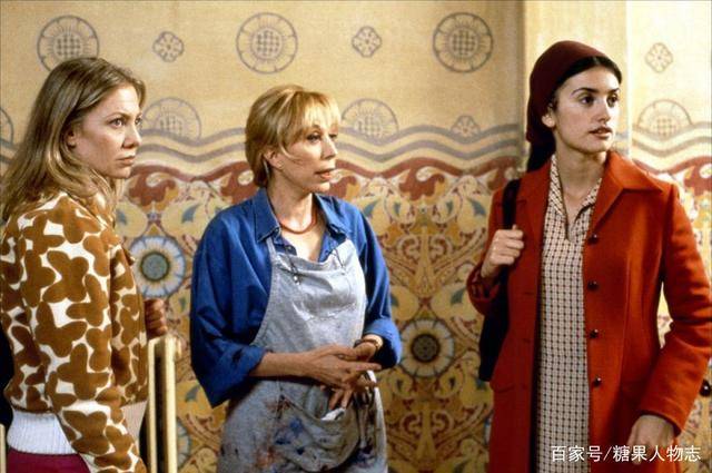 哈维尔·巴登|阿汤哥和麦康纳都曾拜倒在她裙下，老公是西班牙男神，如今怎样了？