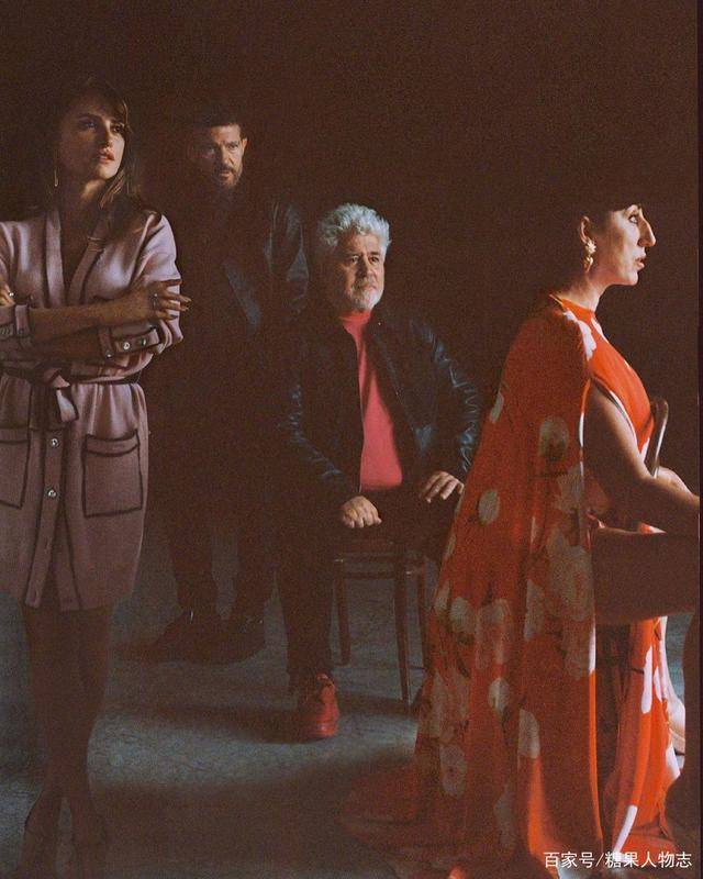 哈维尔·巴登|阿汤哥和麦康纳都曾拜倒在她裙下，老公是西班牙男神，如今怎样了？