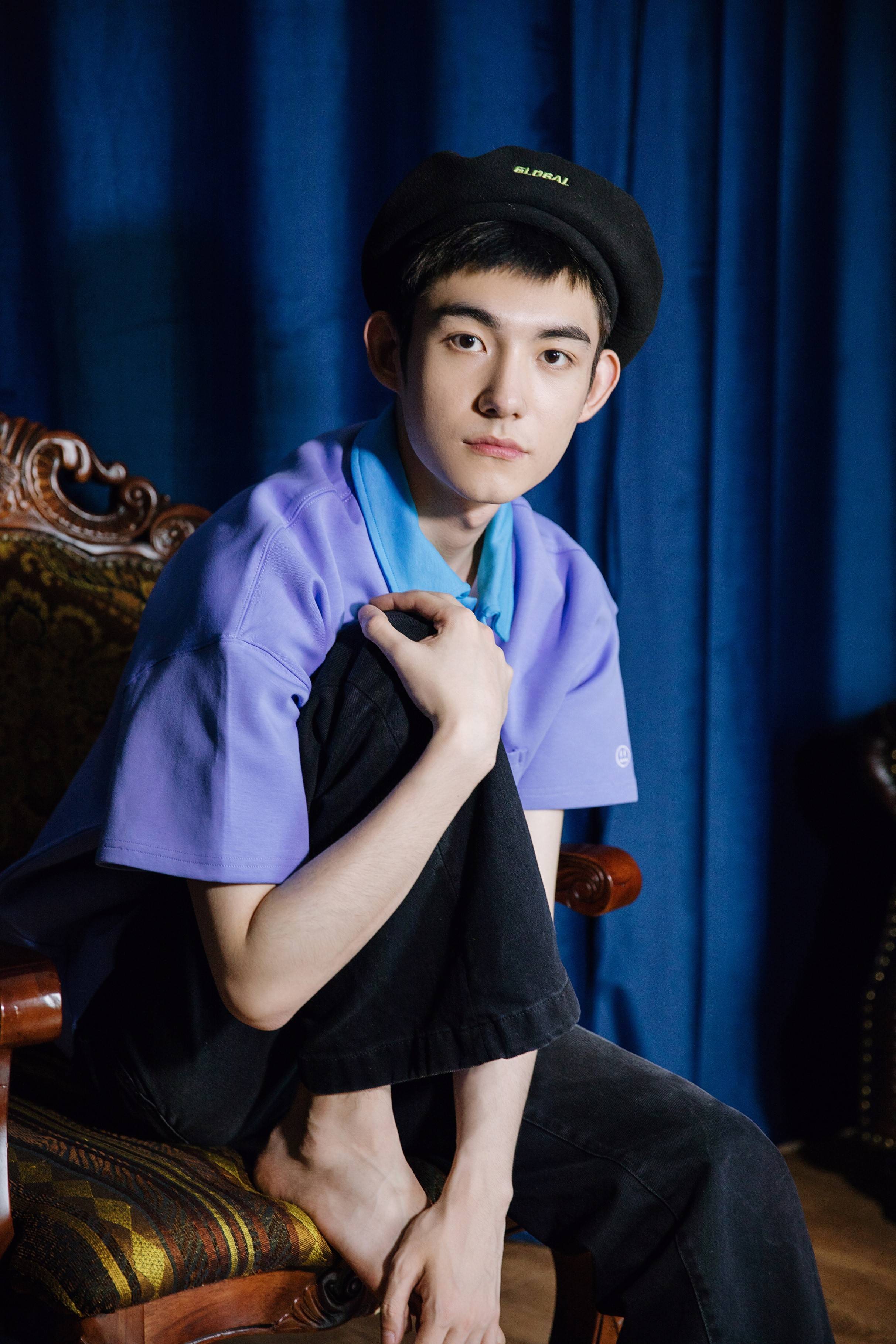 黑色|马浩东个性写真更新 勇敢坚定自我展露锋芒