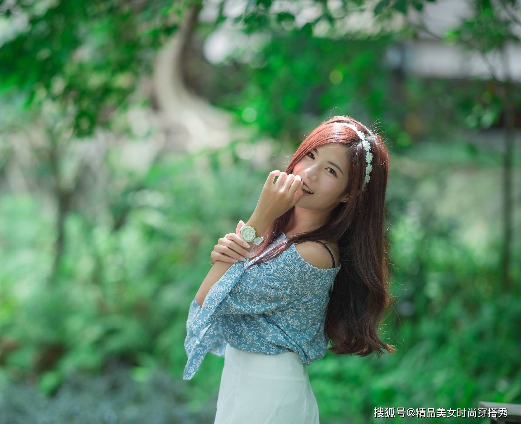 百褶|粉色百褶半身裙，简约又时尚，甜美又不失知性的美