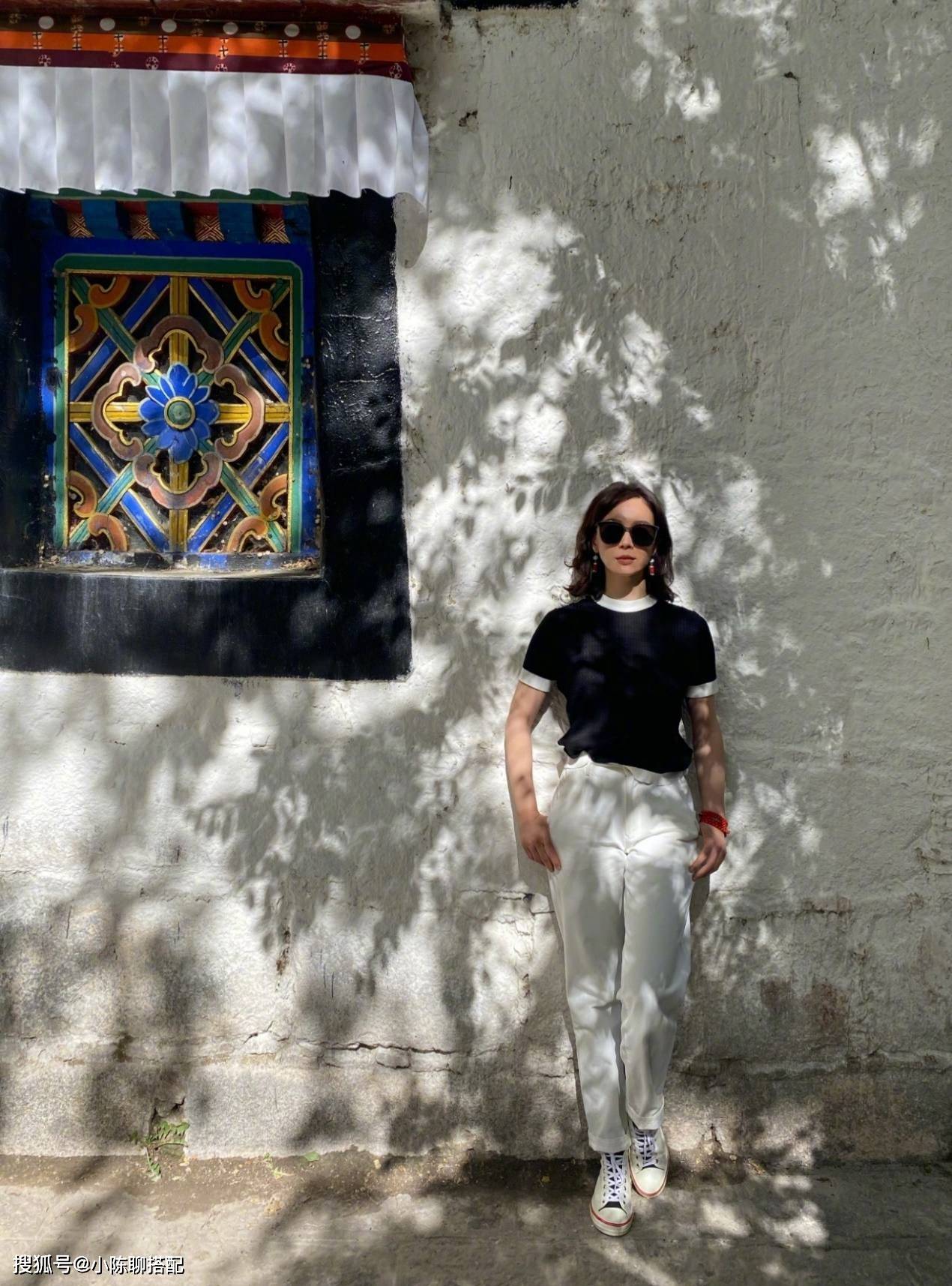 全身|“优雅女王”陈数演绎精致女人，无惧老去依旧年轻！值得一学