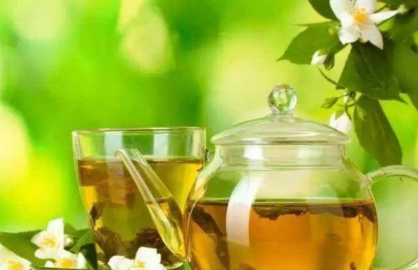 洗头|怎样让头发变得更加浓密？