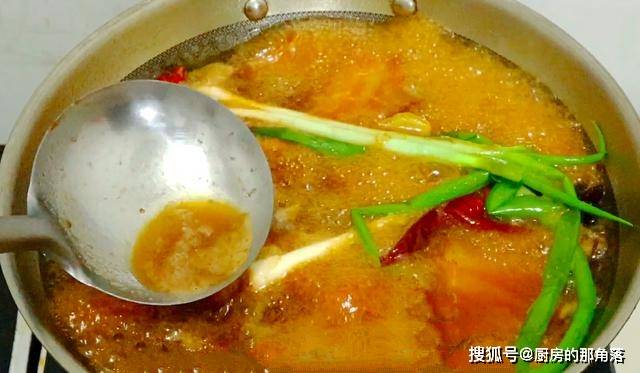 做法|猪肉最近大降价,大厨教你简单的做法,吃起来比红烧肉还解馋