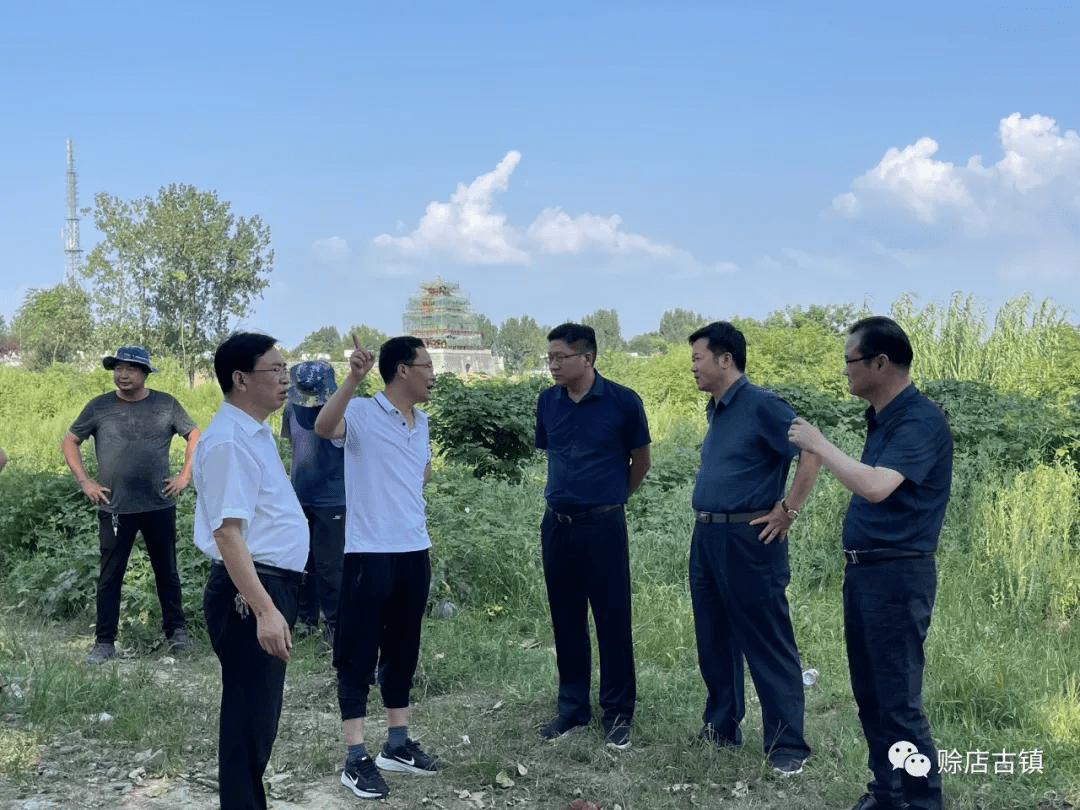 社旗县副县长韩岭到古镇入景口区域项目工地现场办公