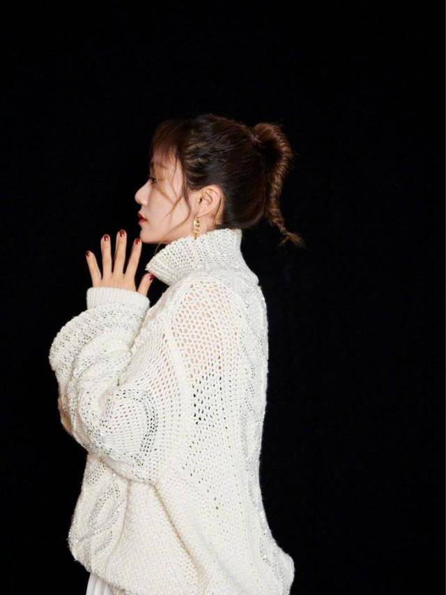 设计|辣妈刘芸穿衣风格百变，活动现场化身时尚女王，私下穿搭也超赞