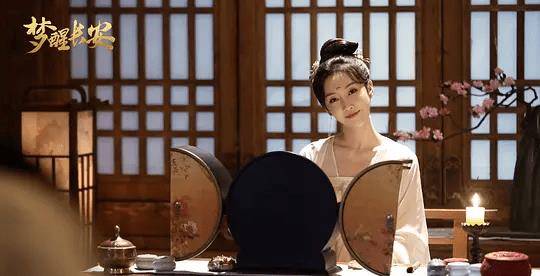 因为|芒果台坐不住了！一举打出“王炸组合剧”，肖战杨紫能否拯救收视