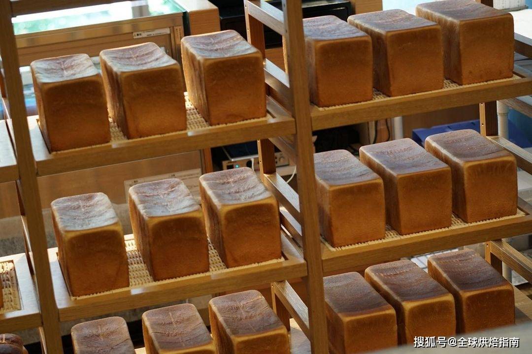 只賣3種吐司，排隊2小時才能買到的麵包，被公認為日本最好吃的麵包店， 熱愛美食 第12张