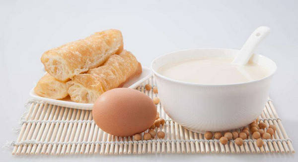 硝酸盐|张文宏:娃的早餐别再吃粥!这几种被列为黑名单的早餐,谁还在吃