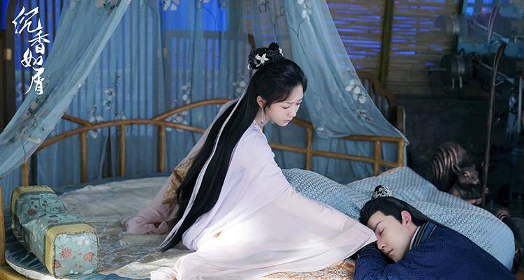 演技|杨紫时隔多年再演仙侠剧，搭档90后当红小生，看阵容收视稳了