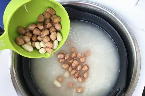 大米饭影响减脂吗 efbc9fb4cc414fcda7162452f84402db.jpeg