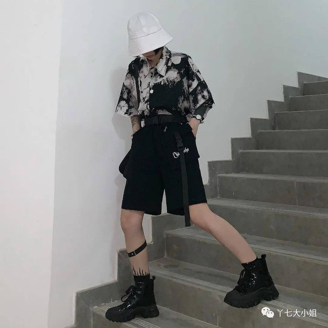 衬衣|衬衣+短裤＝夏季知性又帅气的时髦组合