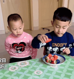 玩具|二胎家庭什么样？这才是二胎老母亲，最真实的感受！