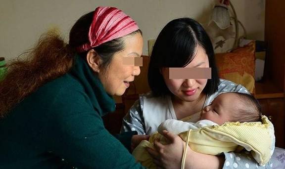 忠告|过来人忠告：坐月子别让亲妈照顾，不仅自己添堵，还影响夫妻感情