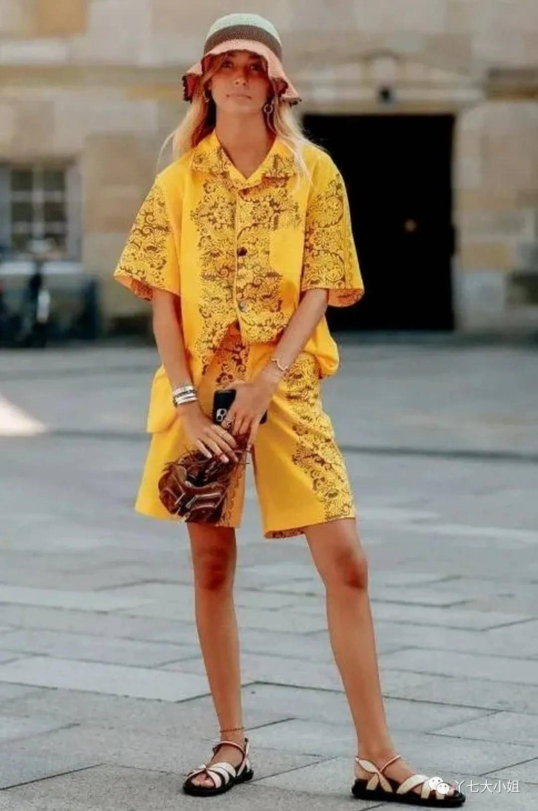 衬衣|衬衣+短裤＝夏季知性又帅气的时髦组合