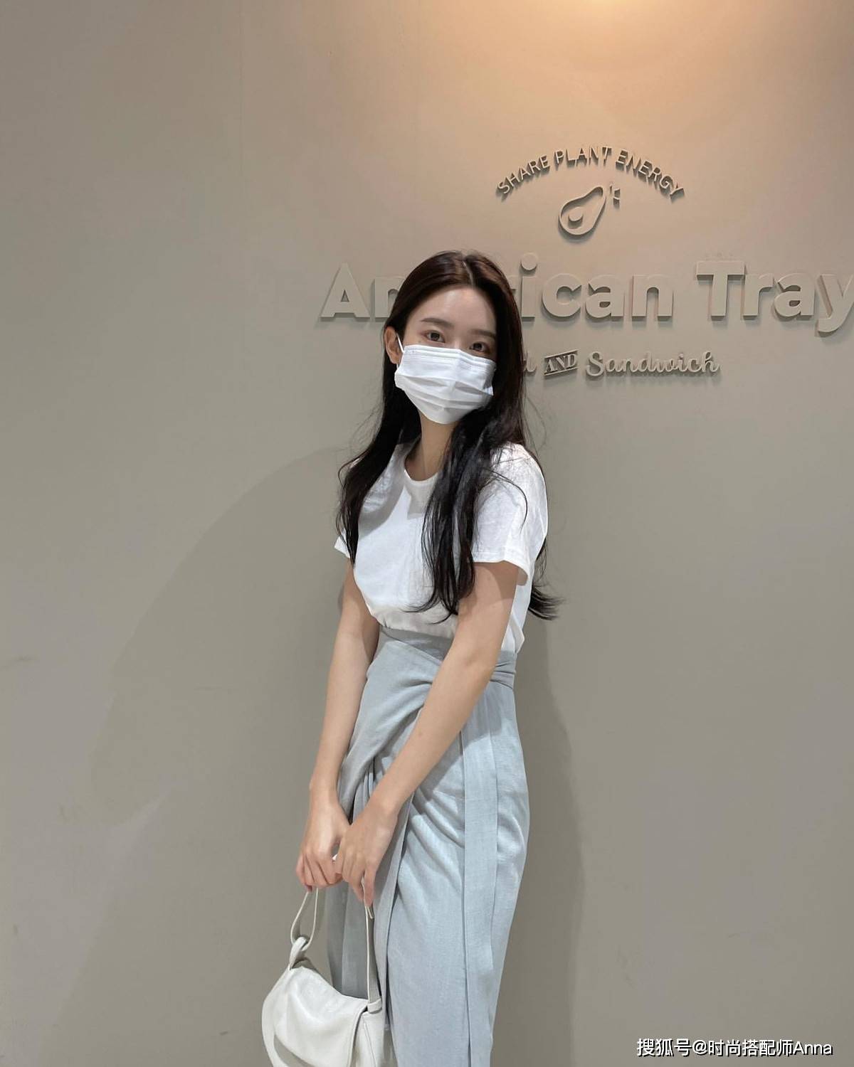 新鲜感|越是简约的基础款,越能穿出心动不已的新鲜感,时髦还吸睛