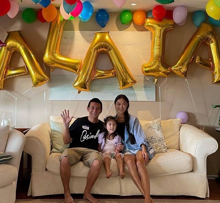 秦舒培|陈冠希女儿绘画作品被融入到服装里,销售所得将捐赠,正能量满满