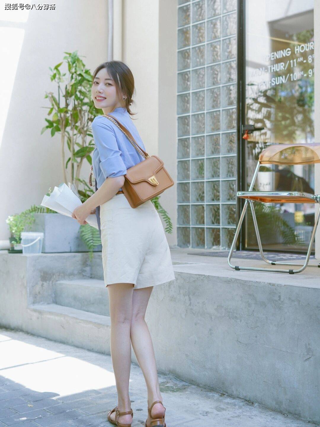 设计|穿衣懂配色,气质提升一大截,这几种配色方法简单日常又显白