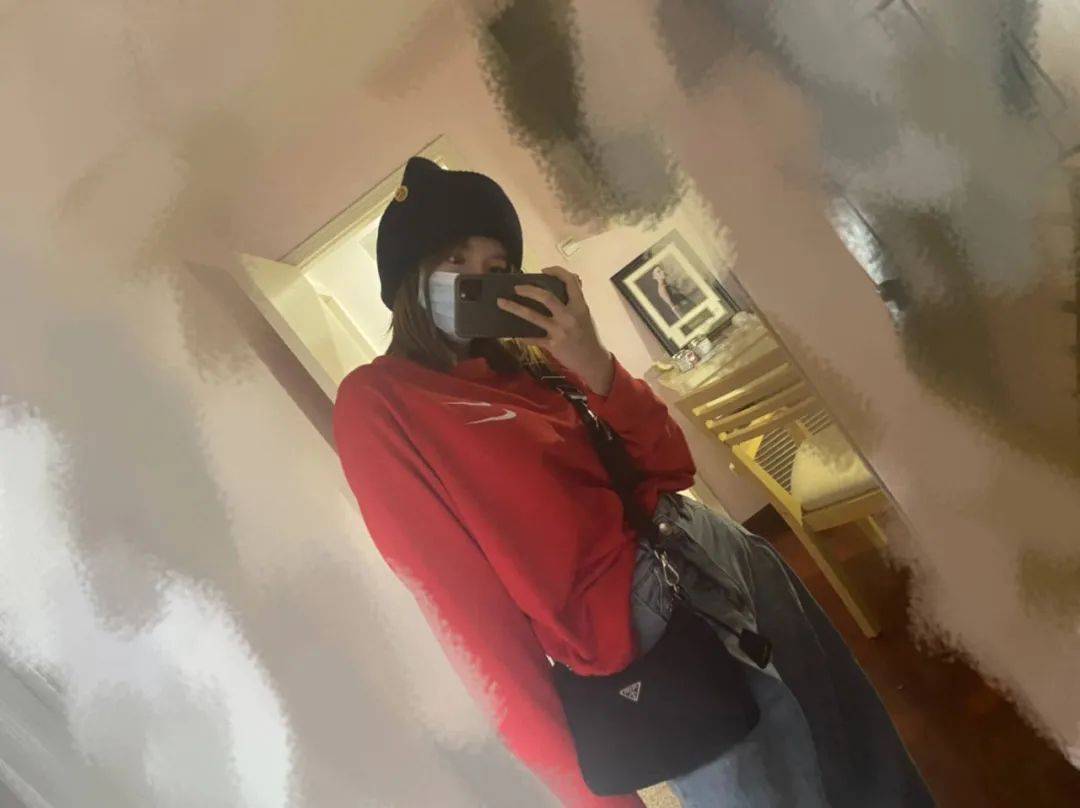 下装|程潇换新发型,齐刘海波波头像“芭比娃娃”,减肥成功后更加上镜