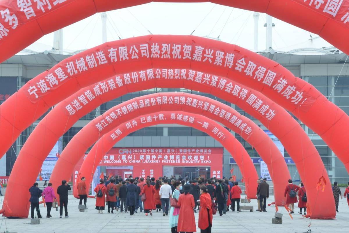 千斤顶品牌排行_车事千斤顶:明星代言汽车品牌不成功的例子