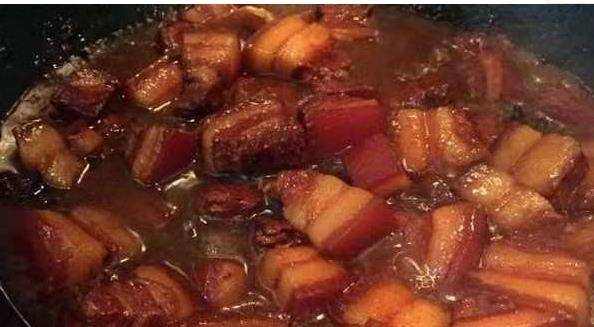 做红烧肉最后放盐吗 301145906187491490a9209e55b0a524.jpeg