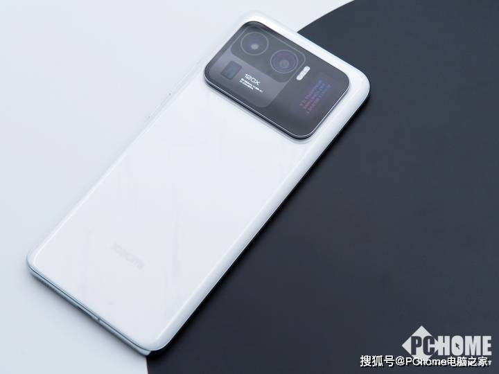 手机|三年拿下全球第一 雷总的豪言小米艰难的目标