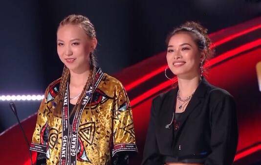 李荣浩|《好声音》首个登台选手啥来头？导演亲自找她 李宇春预言她前三