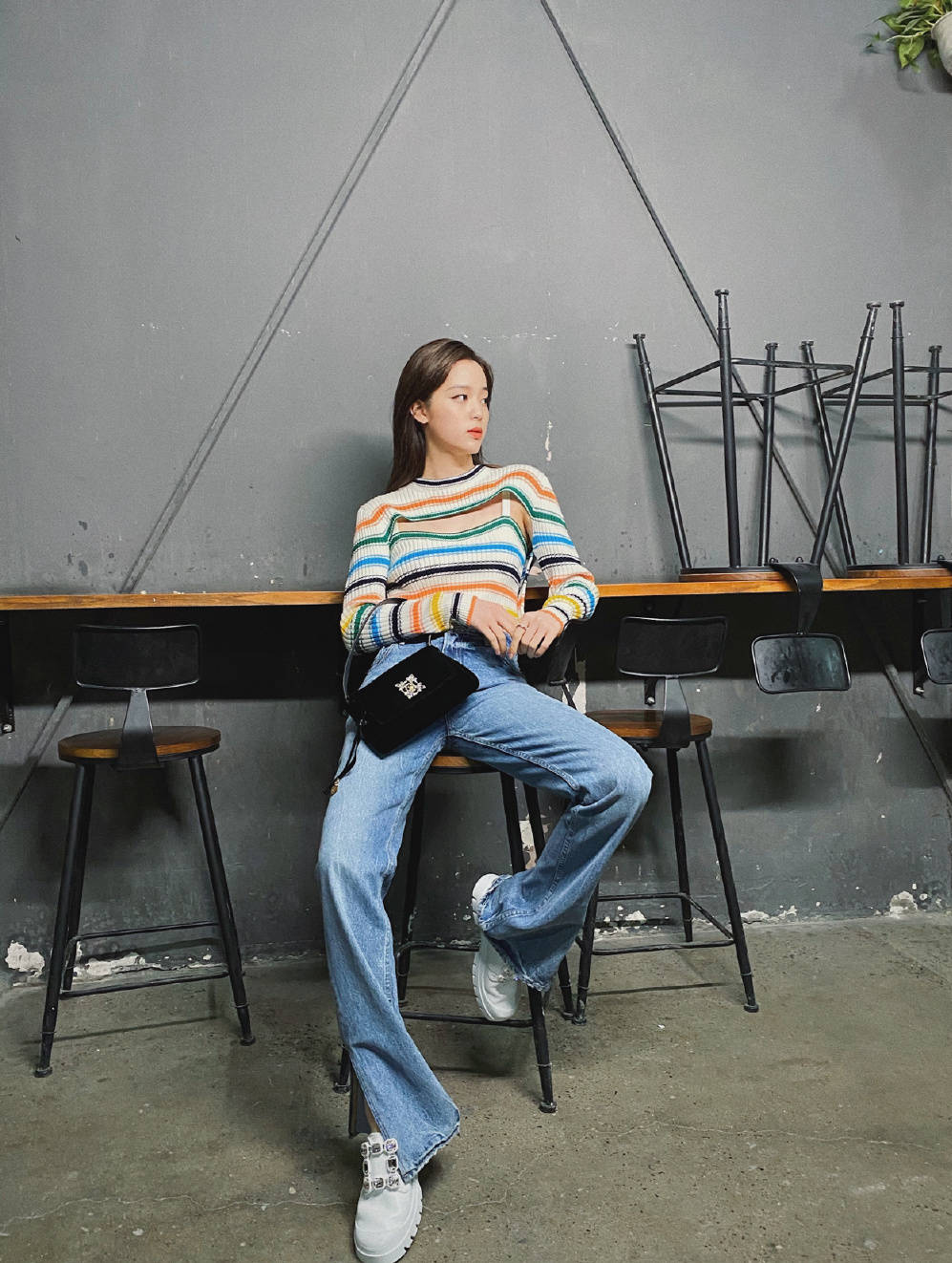 娜比|清纯甜姐蒋梦婕穿紧身透视裙撞衫Jennie，这样的她更有韵味了!