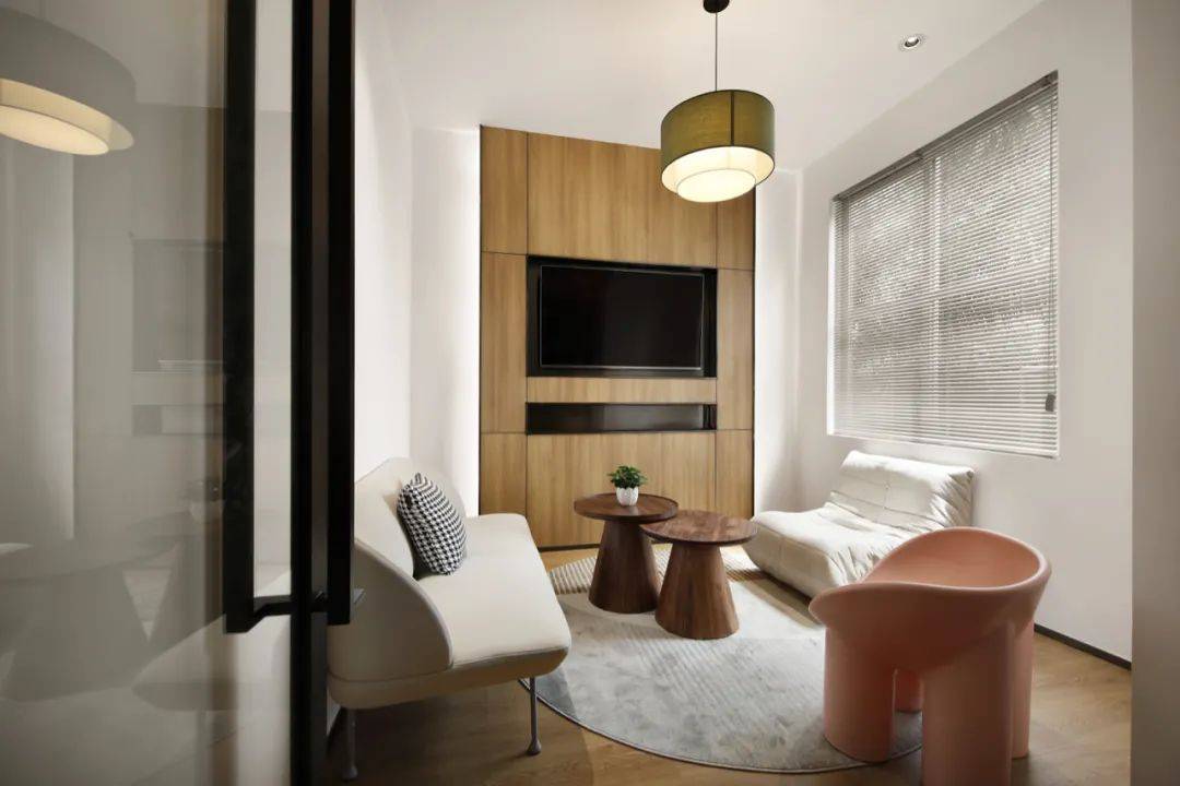 the|吴英翔新作｜JISULIFE几素办公空间设计X理性科技感与舒适自然的绝妙平衡