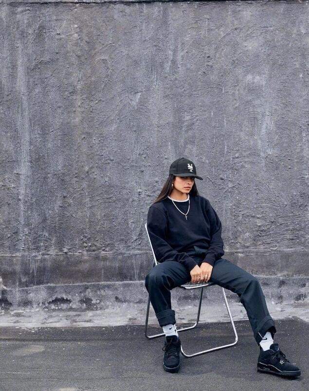 黑色|街头感纽约时尚博主Danie 欧美运动风穿搭范本