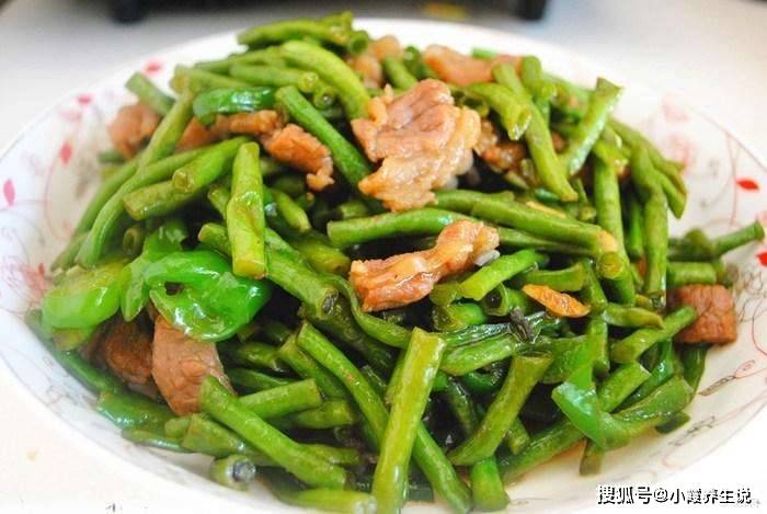 做法|减肥不要放过豆角，尤其是女人，才8元一斤，此种做法比肉还香