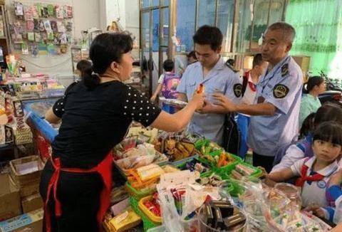 我国|4部门发布明确规定，中小学不得设置小卖部，家长们却担忧不已